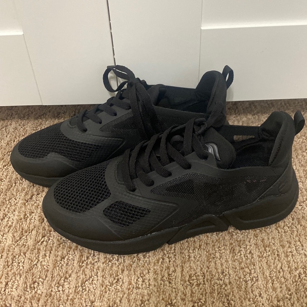 Black Fabletics Tennis Shoes | Size 8